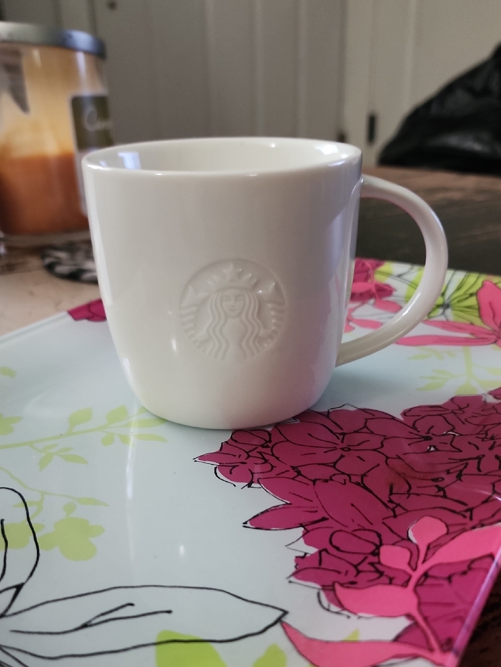Starbucks Cup Embossed White Ceramic Classic Starbucks Coffee Simple S Mug